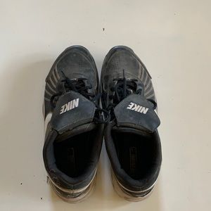 Mens 11 Nike Air black shoes